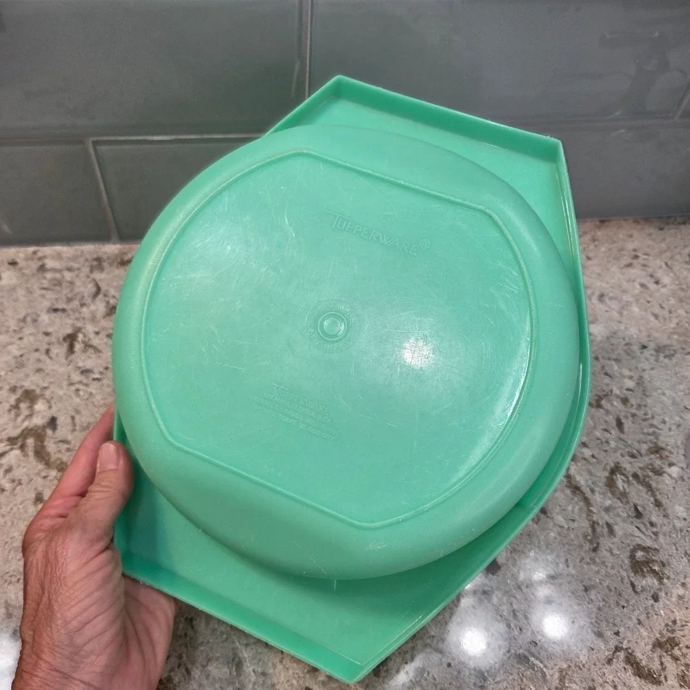 Tupperware Vintage Mint Green Grater Slicer Colander Bowl Lid Retro Kitchenware